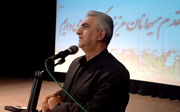 فرماندار گرمسار تایید کرد: افزایش کرایه تاکسی در راه است؛ رانندگان منتظر اعلام نرخ جدید باشند!