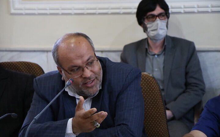 فیلمسازان شهرستانی که نور انقلاب را به تصویر می‌کشند؛ چرا باید بیشتر شناخته شوند؟