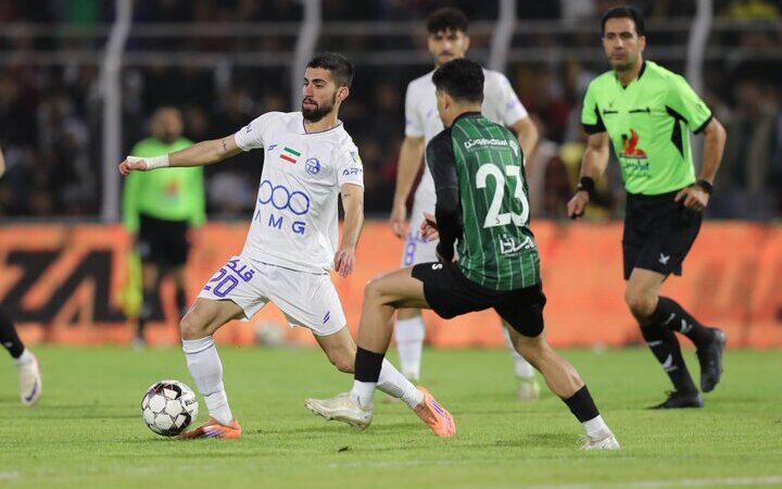 مهاجم سابق استقلال: چرا ساپینتو تغییراتش بی‌اثر شد؟ فرصت‌سوزی مهاجمان آبی‌ها دردسرساز شد!