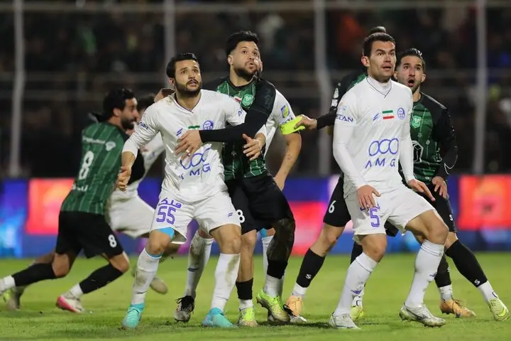 واکنش تند به بی‌انضباطی دو ستاره استقلال؛ آیا فرصت بازی از دست می‌رود؟