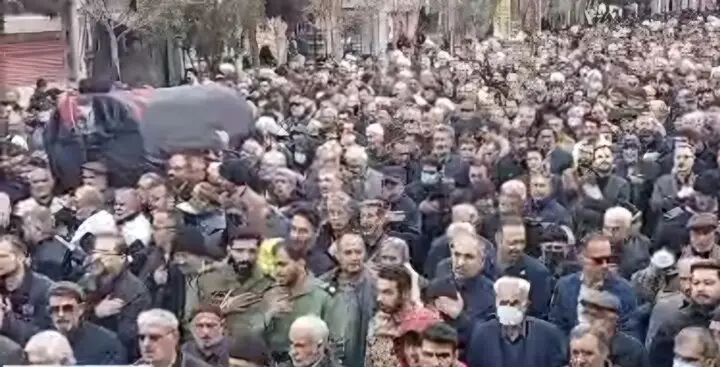 تشییع پیکر آموزگار اخلاق در دامغان با حضور گسترده مردم