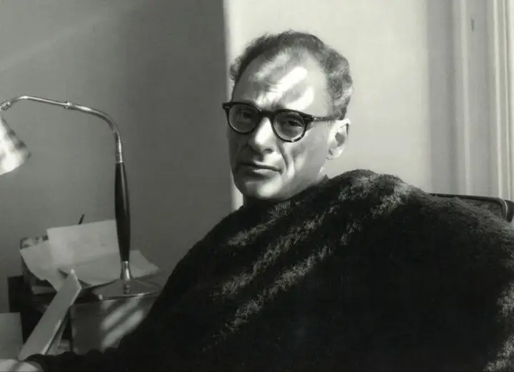 بررسی جذاب و عمیق «مرگ فروشنده» آرتور میلر در رادیو نمایش؛ داستانی که هر بازنشسته‌ای باید بشنود!