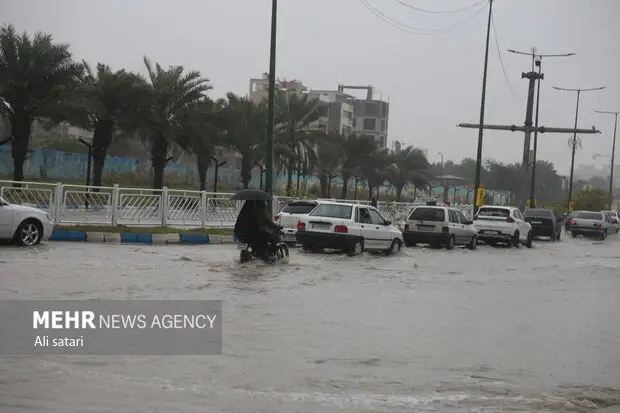 سیل ناگهانی چگونه نانوایی‌های جاسک را در کام خود فرو برد؟