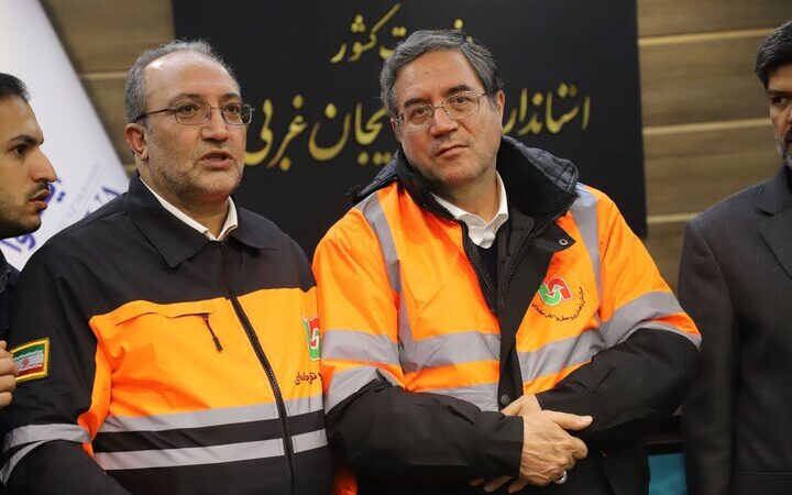 رژه باشکوه ۳۵۰ دستگاه ناوگان حمل‌ونقل جدید در آذربایجان‌غربی؛ تحولی بزرگ در جاده‌ها