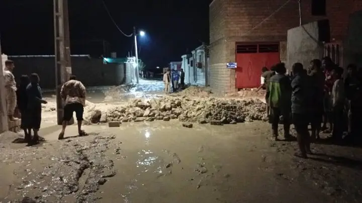 سیلاب سهمگین «طولا» در جزیره قشم؛ روستا در وضعیت بحرانی قرار گرفت!