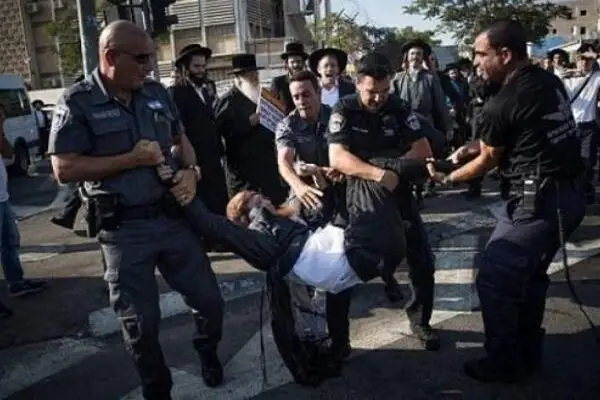آشوب بی‌سابقه در قدس اشغالی؛ ۱۰ پلیس زخمی و بازداشت ۴ یهودی حریدی