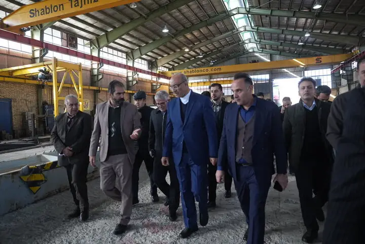 استاندار کرمانشاه به‌صورت ویژه از دو غول صنعتی استان بازدید کرد؛ پشت‌پرده مشکلات تولید چیست؟