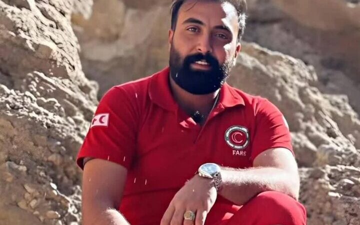 تشییع باشکوه پیکر شهید امدادگر هلال‌احمر جهرم؛ لحظه‌ای که همه دل‌ها شکست