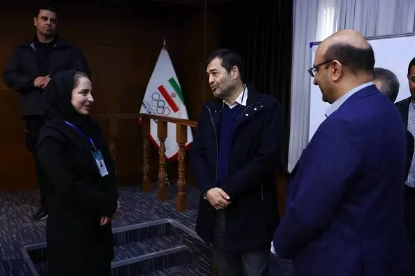 بازدید ویژه وزیر ورزش از روند حساس انتخابات کمیسیون ورزشکاران المپیک در آکادمی ملی