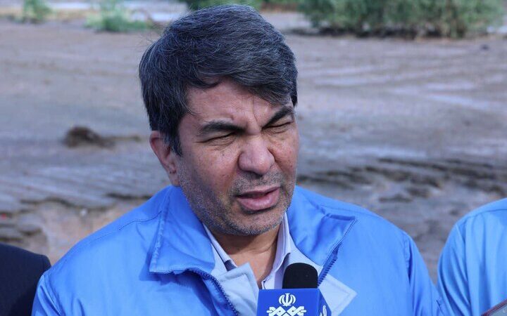 استاندار کرمان: ترمیم فوری سیل‌بندهای مناطق سیل‌زده؛ نجات جان و زندگی مردم در خطر است