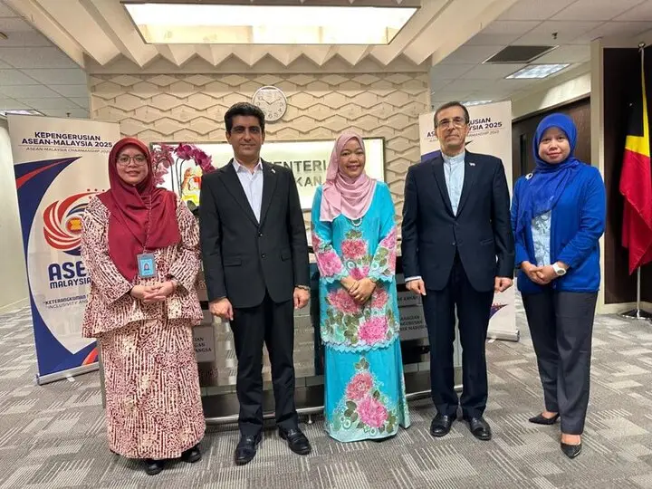 رکورد تحصیل ۵۷۰ دانشجوی ایرانی در مالزی؛ بورسیه‌های بین‌دولتی در راه‌اند!