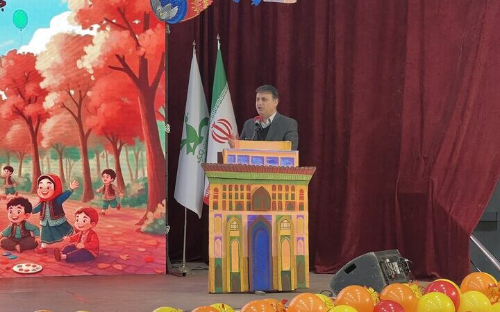 فتح‌اللهی: قصه‌گویی، کلید طلایی تربیت نسل نوجوان در دل فرهنگ ایرانی