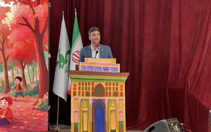 کوچک‌نژاد: قصه‌گویی، کلید خلق خلاقیت و انتقال ارزش‌های نوجوانان ایرانی