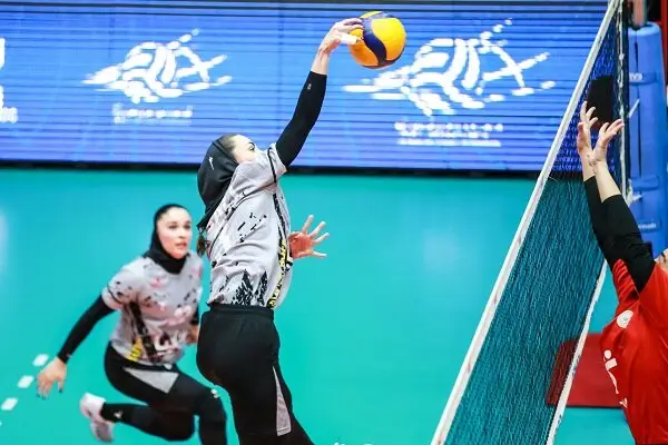 شهر آرکا همچنان بی‌رقیب در صدر لیگ والیبال زنان؛ شاهین به رتبه دوم رسید!