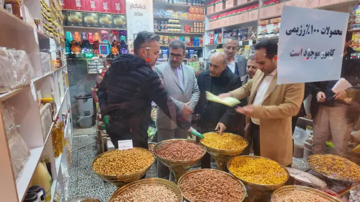 دادستان خلخال: گران‌فروشی و نبود برچسب قیمت در آستانه یلدا ممنوع و تخلف است!