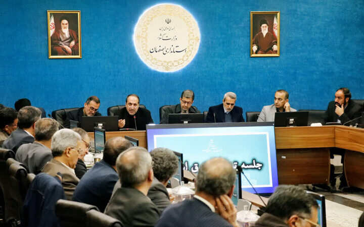 درویشی: توسعه شرق اصفهان بی‌مشارکت مردم، رویایی دست‌نیافتنی است!