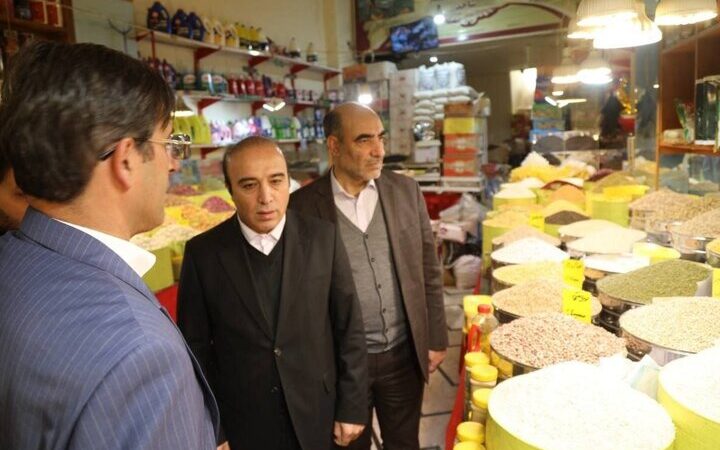 بازار شب یلدا در اردبیل زیر ذره‌بین؛ برخورد شدید با گران‌فروشان آغاز شد!