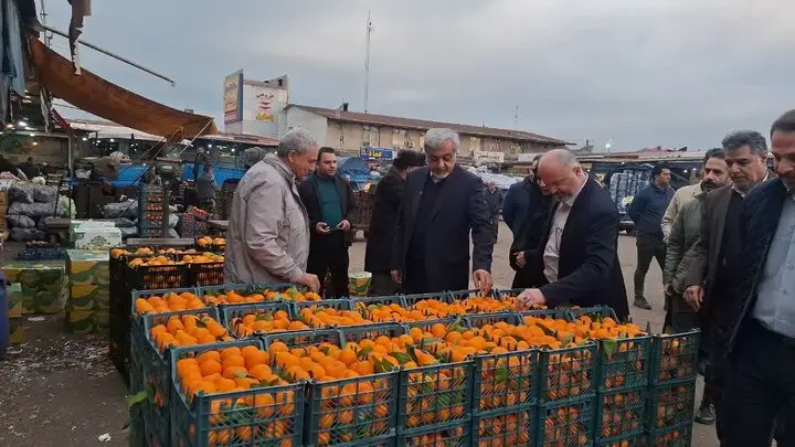 بازرسی‌های شب یلدا در بازار رشت تا پاسی از شب ادامه دارد؛ فرماندار چه گفت؟