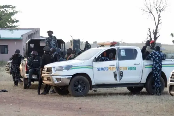 آزادی نفس‌گیر ۱۳۰ دانش‌آموز و کارمند ربوده‌شده در نیجریه پس از هفته‌ها اسارت