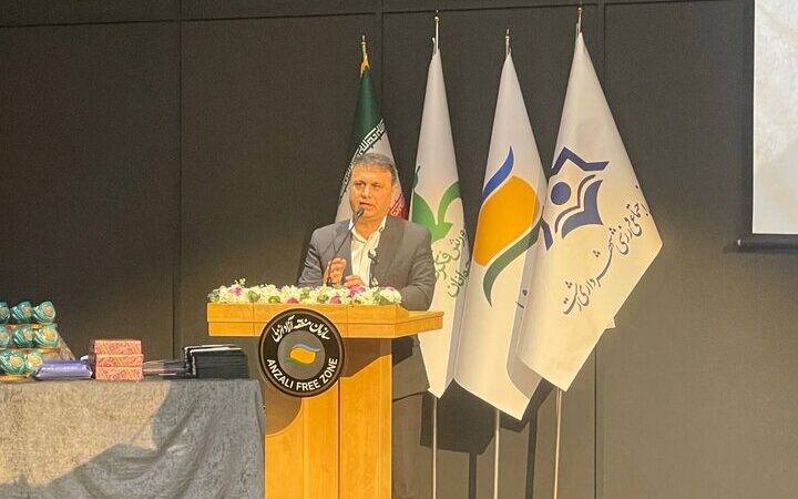 فتح‌اللهی: قصه‌ها قوی‌تر از هزاران سخنرانی، ماندگاری فرهنگی را رقم می‌زنند!