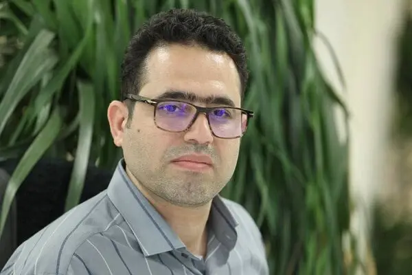 رازهای ناگفته «من هنوز ایستاده‌ام»؛ فراتر از یک روایت تاریخی