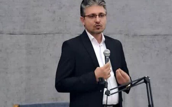 معاون فرماندار تنگستان: آیا خانواده‌ها مدیریت هوشمند فضای مجازی را جدی گرفته‌اند؟