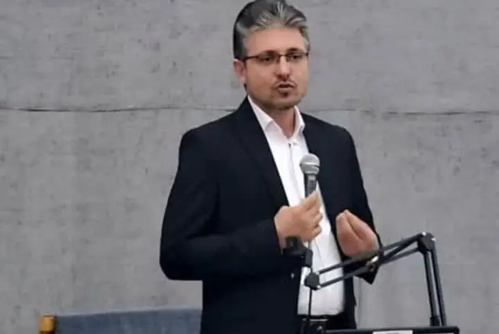 معاون فرماندار تنگستان: آیا خانواده‌ها مدیریت هوشمند فضای مجازی را جدی گرفته‌اند؟