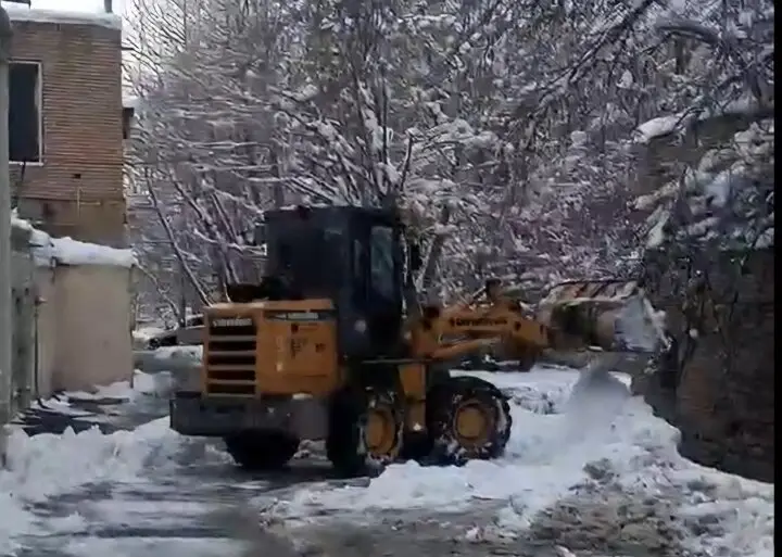 ۳۴۰ کیلومتر از معابر خوانسار برف‎‌روبی شد