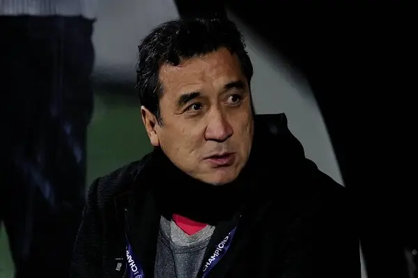 خداداد عزیزی: فحاشی به بازیکنان تراکتور به یک اپیدمی نگران‌کننده تبدیل شده است