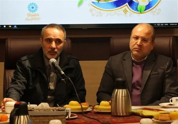 تقوا هشدار داد: درآمدزایی پایدار و کنترل هزینه‌ها؛ کلید نجات کتابخانه‌های عمومی استان مرکزی