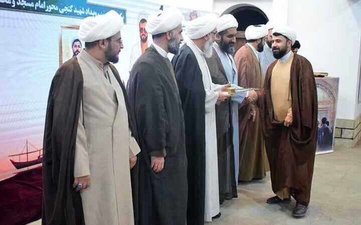 چهره‌های شاخص تبلیغی بوشهر در مراسمی باشکوه معرفی شدند؛ راز موفقیت آن‌ها چیست؟