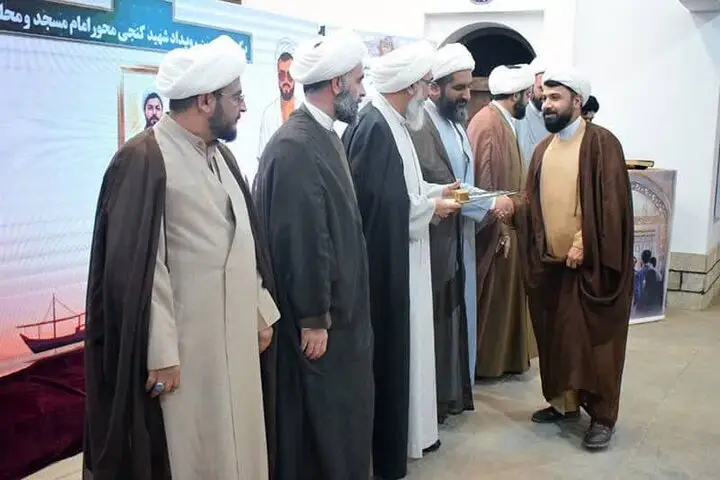 چهره‌های شاخص تبلیغی بوشهر در مراسمی باشکوه معرفی شدند؛ راز موفقیت آن‌ها چیست؟ - وب‌گردی