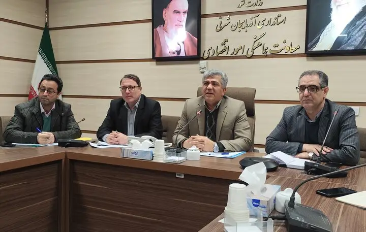 خدابخش فاش کرد: ۳۸۴ روستای آذربایجان شرقی به طور کامل خالی از سکنه شده‌اند!