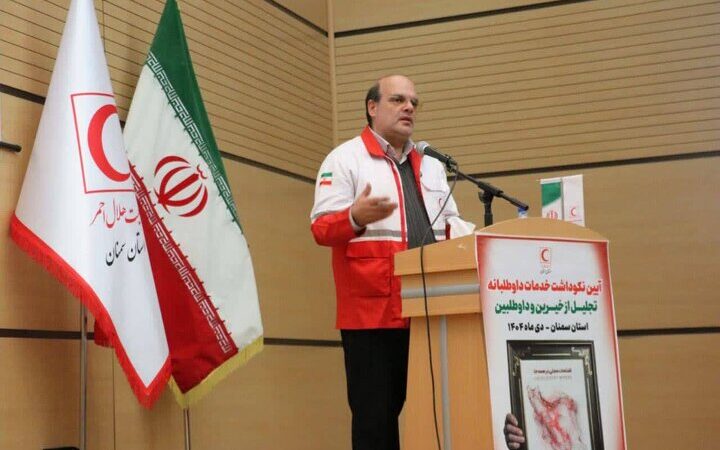 داوطلبان هلال‌احمر؛ قهرمانان بی‌سر و صدای مناطق بحران‌زده و محروم