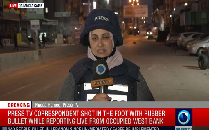 حمله مستقیم نظامیان اسرائیلی به خبرنگار پرس‌تی‌وی در کرانه باختری؛ لحظات پرتنش در قلندیا