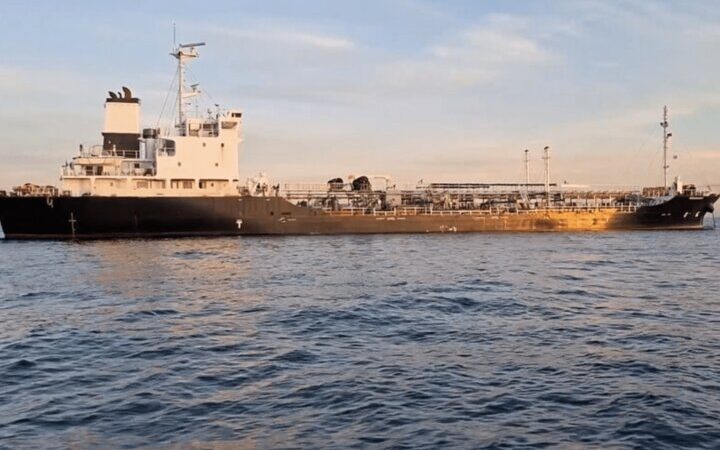 توقیف نفتکش میلیاردی حامل ۴ میلیون لیتر سوخت قاچاق در خلیج فارس توسط سپاه!