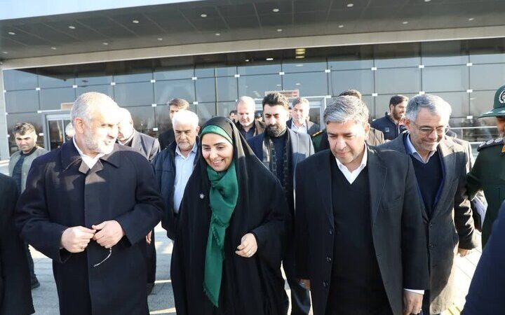 وزیر راه و شهرسازی وارد اردبیل شد؛ آیا پروژه راه‌آهن ۲۰ ساله بالاخره به سرانجام می‌رسد؟