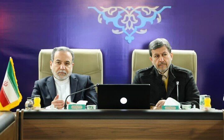 عراقچی: اصفهان باید به مرکز جهانی تبدیل شود؛ زیرساخت‌ها باید جهش کنند!