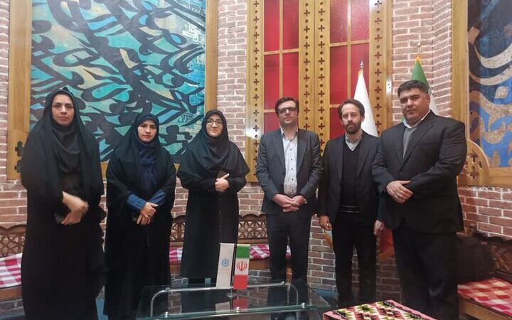 کتابخانه‌های لرستان در بحران اعتبار؛ آیا کتابخانه سیار نجات‌بخش می‌شود؟