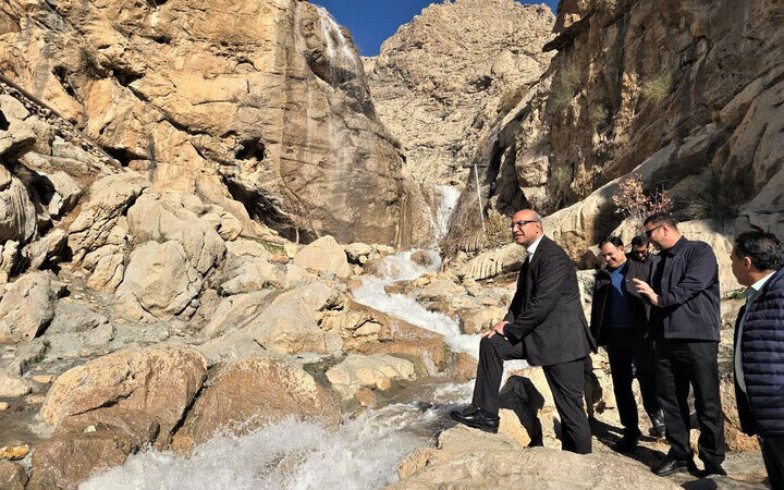 استاندار کرمانشاه به‌صورت ویژه پیگیر تحول پارک کوهستان شد!