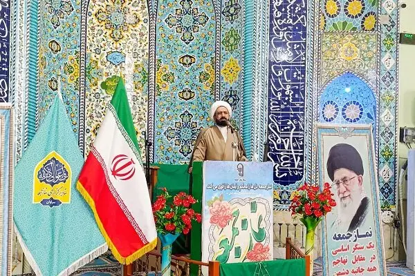 رمز شجاعت و ولایت مداری در مکتب سلیمانی؛ امام جمعه سراوان چه گفت؟