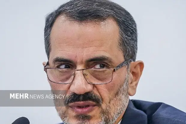 پاسخ کوبنده به روشنفکران غربی: چرا حجاب سد محکم در برابر انحراف است؟