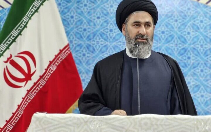 حجت‌الاسلام قدسی: بصیرت و ولایت‌مداری، تنها سپر محکم مقابل فتنه‌های پیچیده امروز