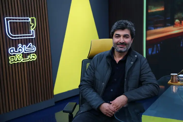 رمزگشایی از تلاش بی‌نظیر «آقا نعمت» برای فتح قله دماوند در «کافه مستند»!