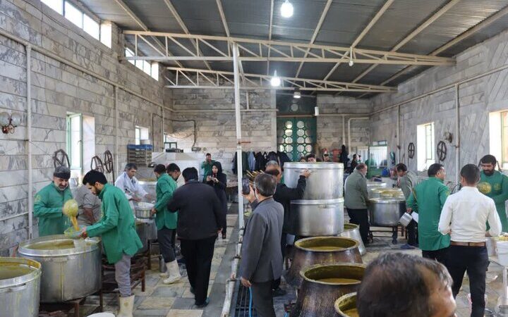 آش حلیم با ۳۵ دیگ در گلشهر؛ آیینی که همه را متحیر کرد!