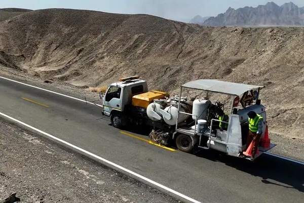 ۵۴۰۰ کیلومتر خط‌کشی جدید در جاده‌های سیستان و بلوچستان؛ ایمنی سفرها چقدر بهبود یافت؟