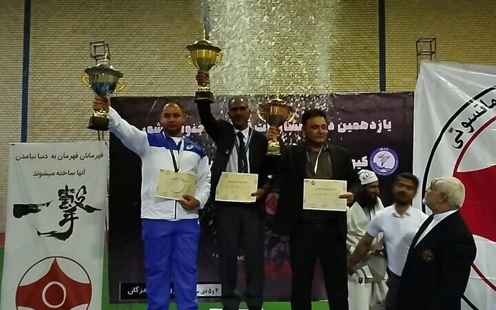 رقابت نفس‌گیر کیوکوشین ایچی‌گکی کاراته جنوب کشور در رودان؛ قهرمانان چه کسانی بودند؟