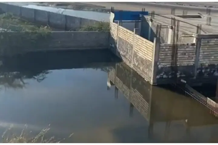 رئیس دادگستری جاسک: بحران سیل هنوز در برخی محله‌ها ادامه دارد؛ نگرانی‌ها جدی است