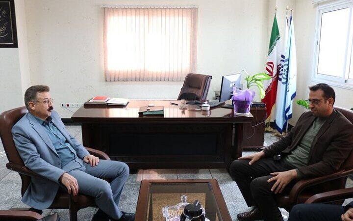 ایجاد ایستگاه‌های مطالعه در درمانگاه‌های سمنان؛ گامی نو در ترویج فرهنگ سلامت و کتابخوانی