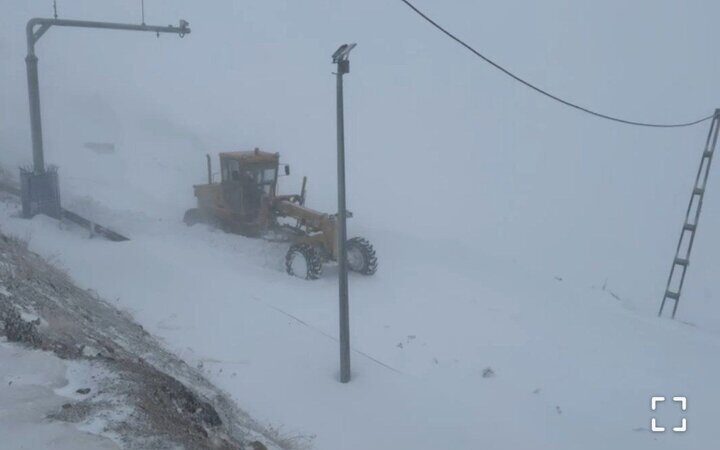 سجادی: تمامی مسیرهای منتهی به شهر سنندج مسدود است